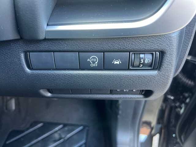 Nissan Qashqai 1.3 DiG-T MH Acenta Premium 5dr