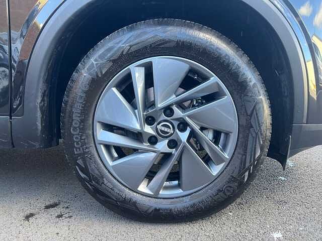 Nissan Qashqai 1.3 DiG-T MH Acenta Premium 5dr