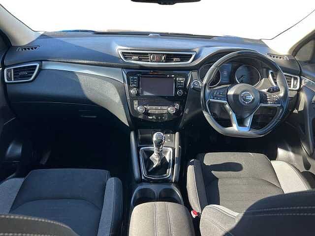 Nissan Qashqai 1.2 DiG-T N-Connecta 5dr