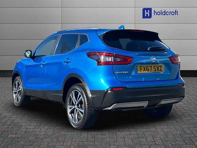 Nissan Qashqai 1.2 DiG-T N-Connecta 5dr