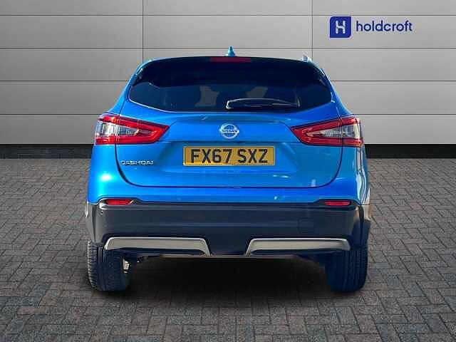 Nissan Qashqai 1.2 DiG-T N-Connecta 5dr