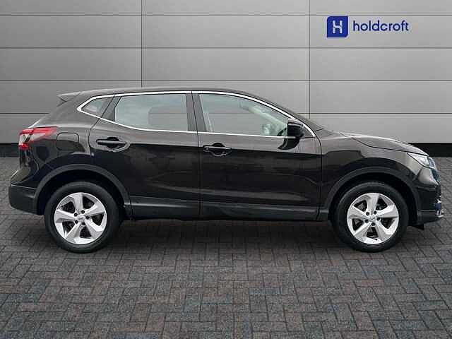 Nissan Qashqai 1.3 DiG-T Acenta Premium 5dr
