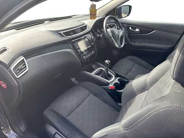 Nissan Qashqai 1.5 dCi N-Connecta 5dr