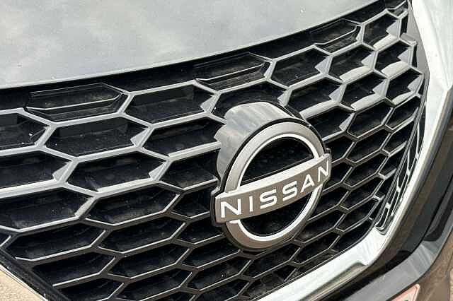 Nissan Juke 1.0 DiG-T Acenta Premium 5dr