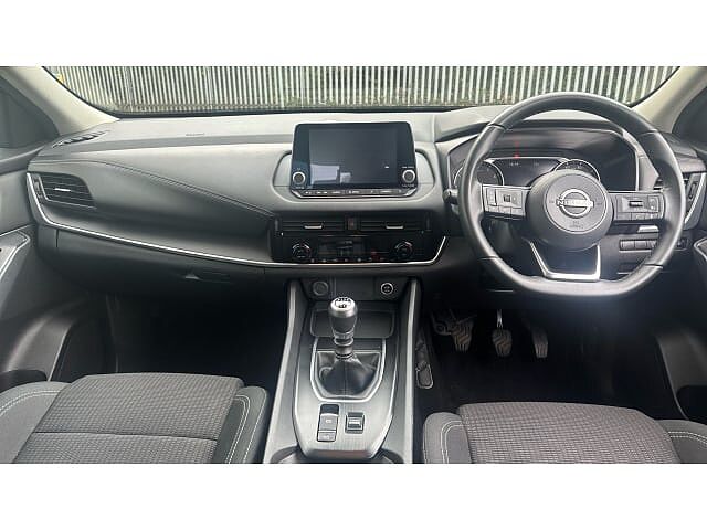 Nissan Qashqai 1.3 DiG-T MH Acenta Premium 5dr Petrol Hatchback