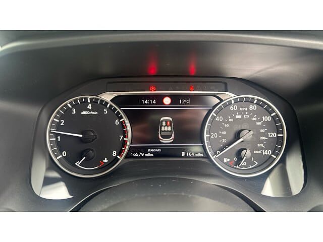 Nissan Qashqai 1.3 DiG-T MH Acenta Premium 5dr Petrol Hatchback