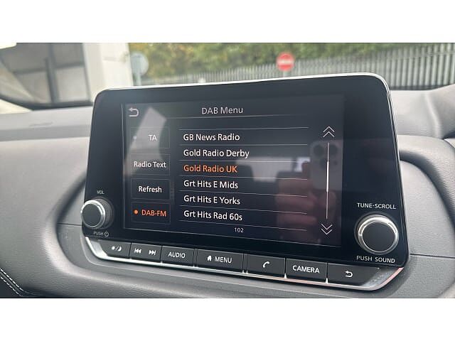 Nissan Qashqai 1.3 DiG-T MH Acenta Premium 5dr Petrol Hatchback