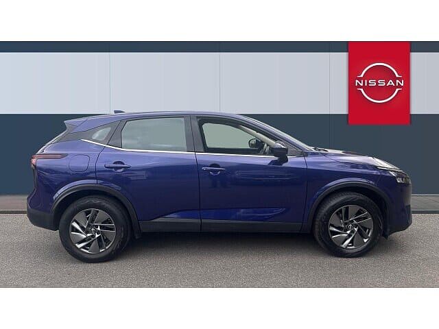 Nissan Qashqai 1.3 DiG-T MH Acenta Premium 5dr Petrol Hatchback