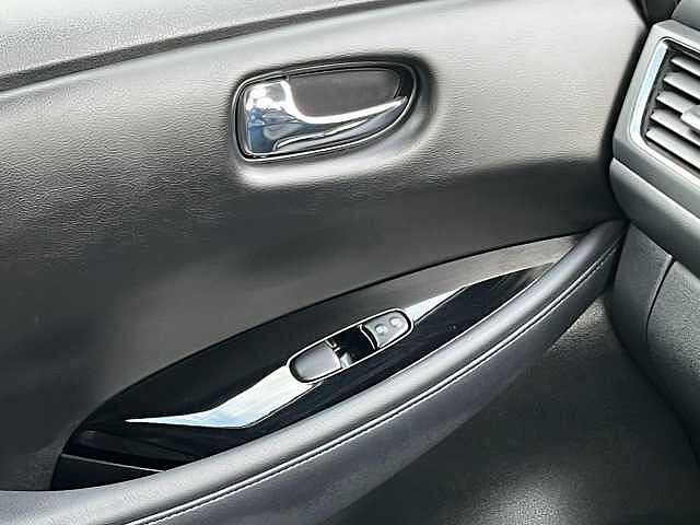 Nissan Leaf 110kW N-Connecta 39kWh 5dr Auto