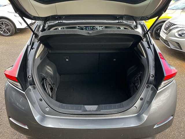Nissan Leaf 110kW N-Connecta 39kWh 5dr Auto