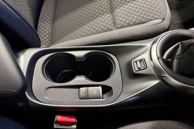 Nissan Juke 1.0 DiG-T N-Connecta 5dr