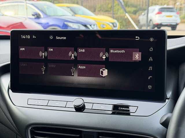 Nissan Juke 1.0 DiG-T N-Connecta 5dr