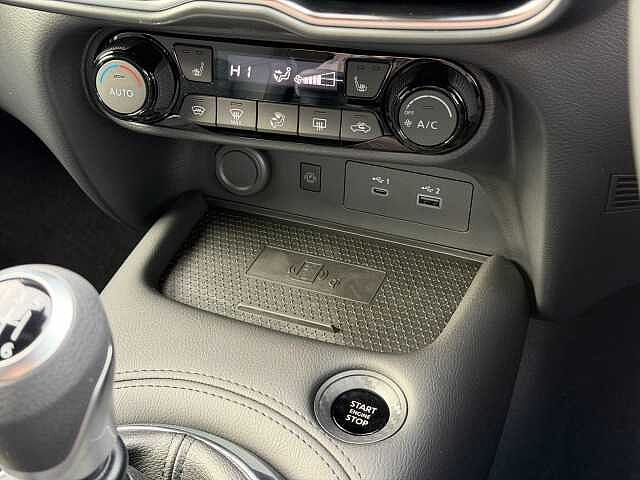 Nissan Juke 1.0 DiG-T N-Connecta 5dr