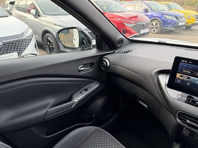 Nissan Juke 1.0 DiG-T N-Connecta 5dr