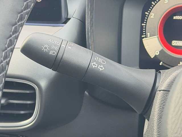 Nissan Juke 1.0 DiG-T N-Connecta 5dr