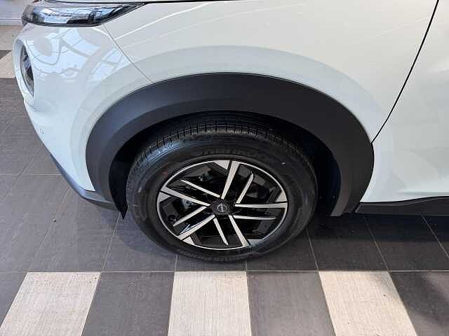 Nissan Juke 1.0 DiG-T N-Connecta 5dr