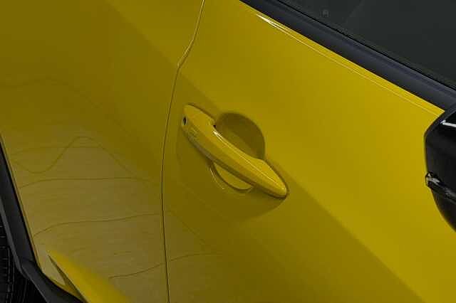 Nissan Juke 1.0 DiG-T N-Connecta 5dr DCT