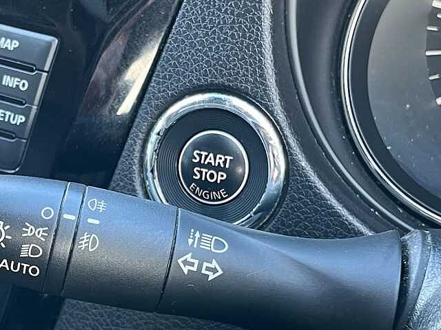 Nissan X-trail Station Wagon 1.7 dCi Tekna 5dr