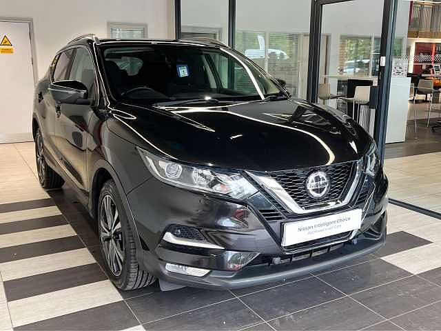 Nissan Qashqai 1.2 DiG-T N-Connecta 5dr