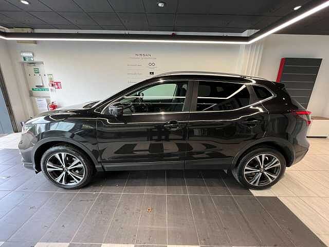 Nissan Qashqai 1.2 DiG-T N-Connecta 5dr