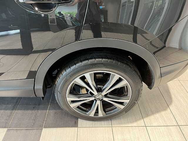 Nissan Qashqai 1.2 DiG-T N-Connecta 5dr