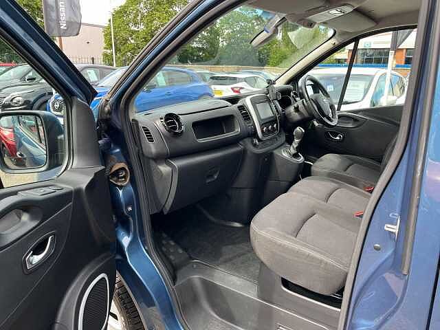 Nissan Nv300 30 L1 2.0 dCi 145ps H1 Tekna Crew Van