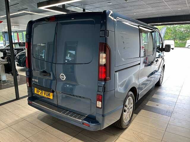 Nissan Nv300 30 L1 2.0 dCi 145ps H1 Tekna Crew Van