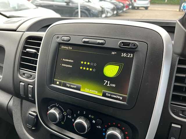 Nissan Nv300 30 L1 2.0 dCi 145ps H1 Tekna Crew Van