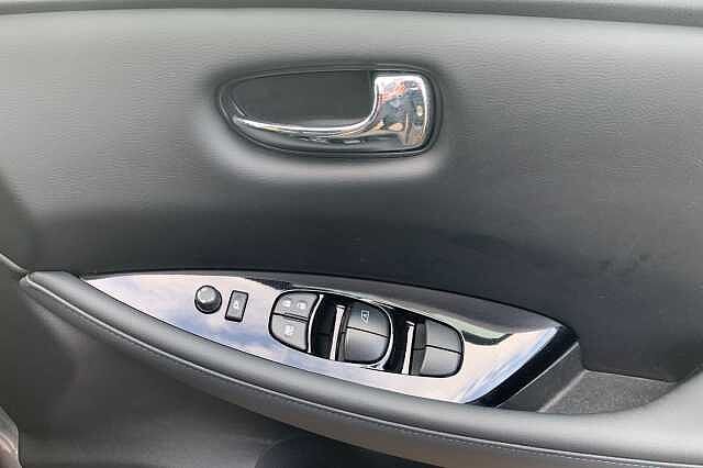 Nissan LEAF 110kW Tekna 39kWh 5dr Auto