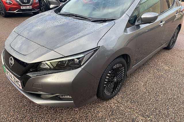 Nissan LEAF 110kW Tekna 39kWh 5dr Auto
