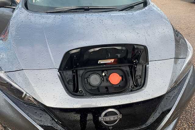 Nissan LEAF 110kW Tekna 39kWh 5dr Auto