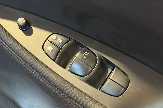 Nissan LEAF 110kW Acenta 39kWh 5dr Auto