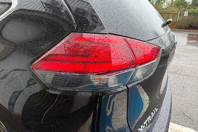 Nissan X-Trail 1.7 dCi N-Connecta 5dr CVT