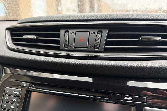 Nissan X-Trail 1.7 dCi N-Connecta 5dr CVT