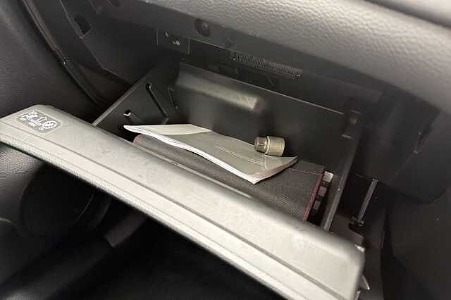 Nissan X-Trail 1.7 dCi N-Connecta 5dr CVT