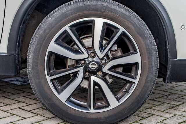 Nissan X-trail Station Wagon 1.3 DiG-T Tekna 5dr DCT