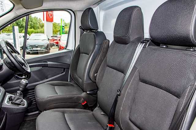 Nissan Primastar 2.0dCi (130ps)(Eu6d) Tekna 28 L1H1 PV