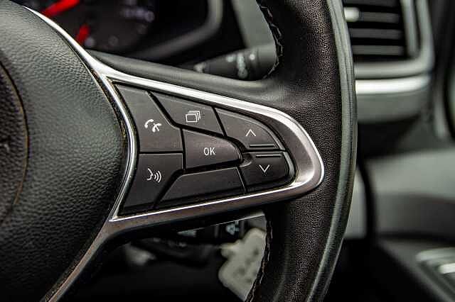 Nissan Primastar 2.0dCi (130ps)(Eu6d) Tekna 28 L1H1 PV