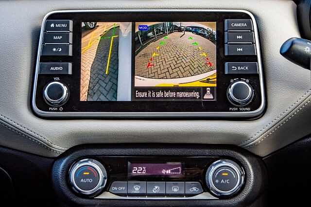 Nissan Micra 1.0 IG-T 92 Tekna 5dr