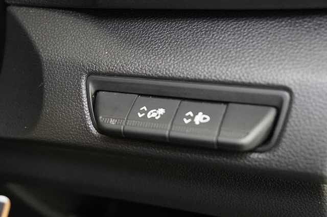 Nissan Primastar 2.0 dCi 110 Acenta L1 H1 2.8T Panel Van with Ply Lining and Slam Locks