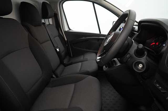 Nissan Primastar 2.0 dCi 110 Acenta L1 H1 2.8T Panel Van with Ply Lining and Slam Locks