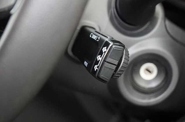 Nissan Primastar 2.0 dCi 110 Acenta L1 H1 2.8T Panel Van with Ply Lining and Slam Locks