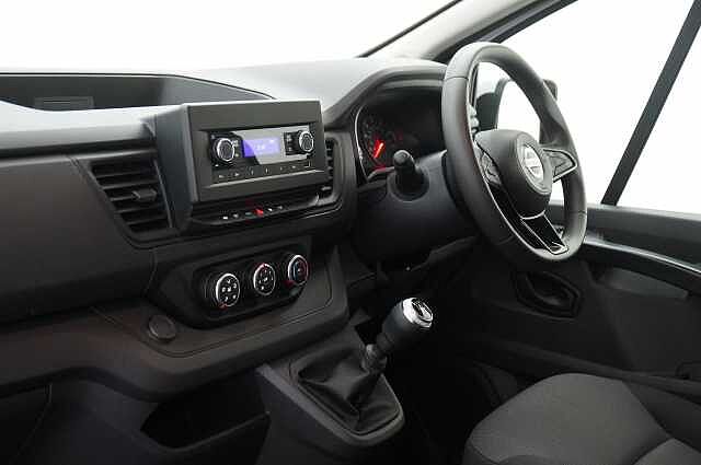 Nissan Primastar 2.0 dCi 110 Acenta L1 H1 2.8T Panel Van with Ply Lining and Slam Locks