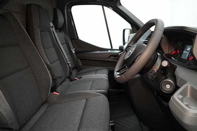 Nissan Interstar 2.0 dCi 150 Acenta L3 H2 3.5T Panel Van