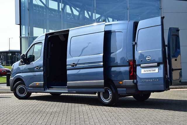 Nissan Interstar 2.0 dCi 150 Acenta L3 H2 3.5T Panel Van