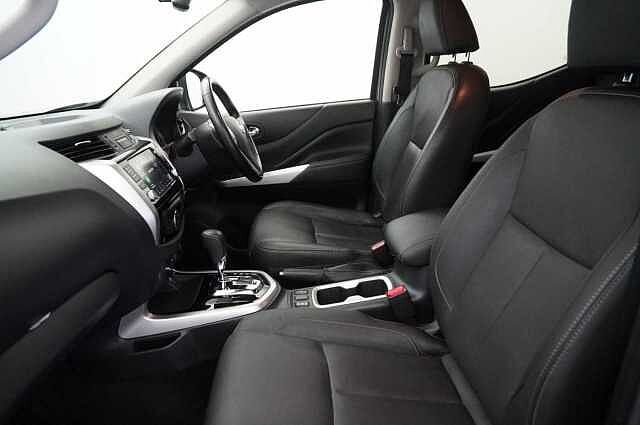 Nissan Navara 2.3 dCi 190 TT 4WD Tekna Auto Pickup with Sat Nav and 360 View Cameras