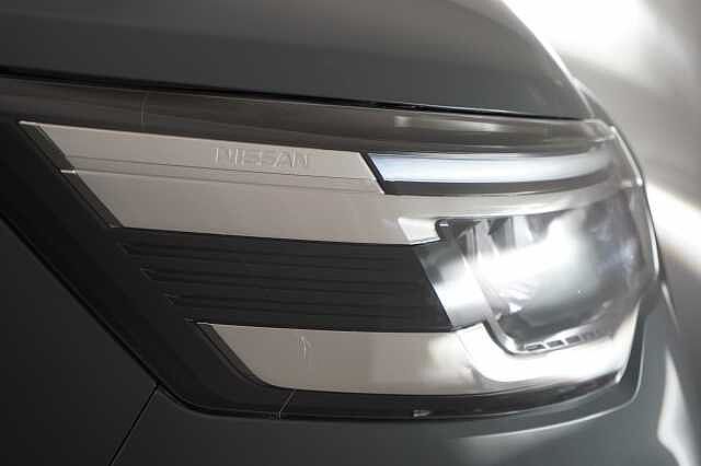 Nissan Primastar 2.0 dCi 150 Tekna Auto L2H1 LWB 3.0T Van with Sat Nav and Rear Camera