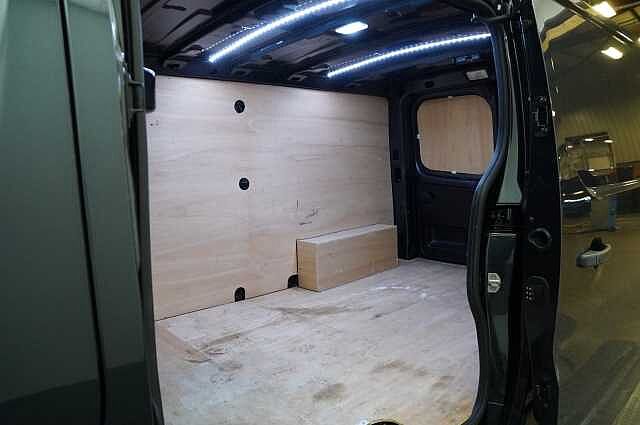 Nissan Primastar 2.0 dCi 150 Tekna Auto L2H1 LWB 3.0T Van with Sat Nav and Rear Camera