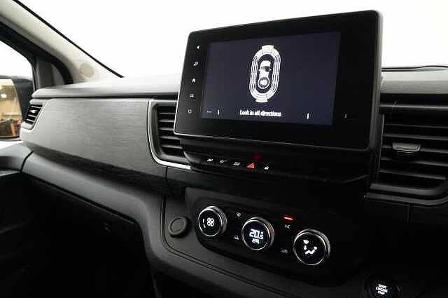 Nissan Primastar 2.0 dCi 150 Tekna Auto L2H1 LWB 3.0T Van with Sat Nav and Rear Camera