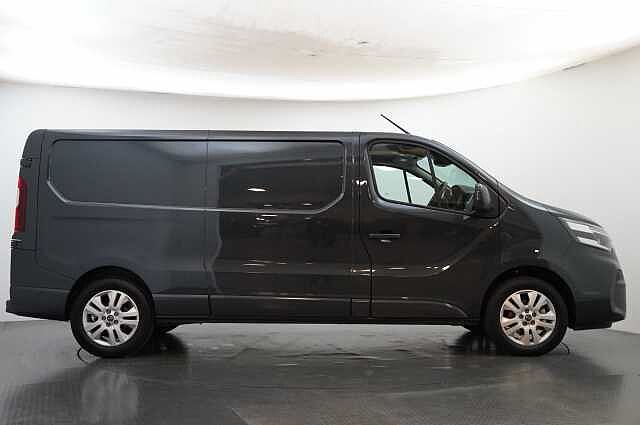 Nissan Primastar 2.0 dCi 150 Tekna Auto L2H1 LWB 3.0T Van with Sat Nav and Rear Camera